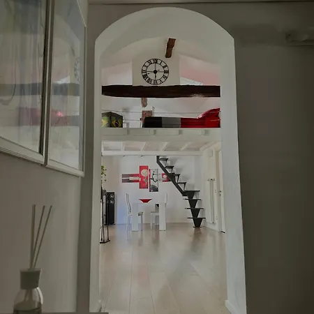 Ca' Del Grillo 公寓 *